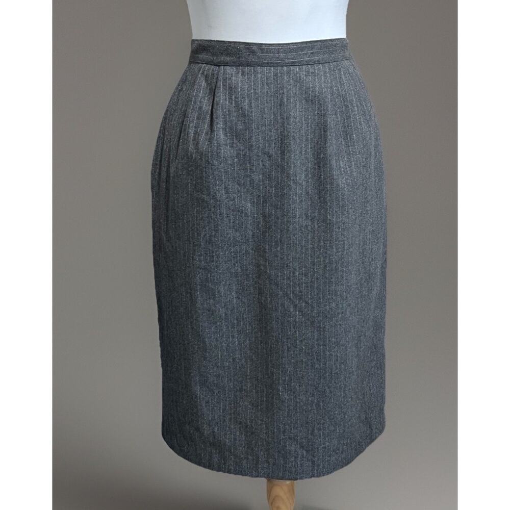 Vintage Women's 12 Gray Pinstripe Wool Midi Pencil Skirt Classic Secretary